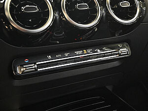 Mercedes-Benz B 180 Progressive Advanced 13 navigation