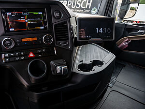 Mercedes-Benz Actros 1851 LSnRL4x2 FV13 11 navigation