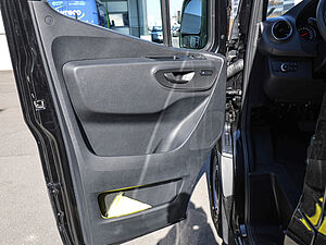 Mercedes-Benz Sprinter 317 CDI Tourer L3H2 28 navigation