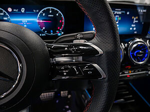 Mercedes-Benz GLB 200 GLB 200d AMG Line 15 navigation
