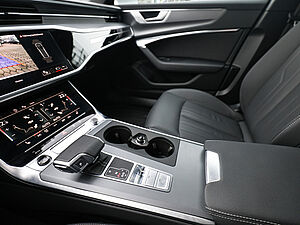Audi A6 Avant advanced 40 TDI quattro S tronic 16 navigation
