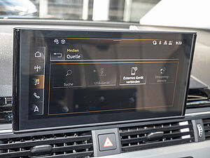 Audi A4 Avant 40 TFSI quattro S line 12 navigation