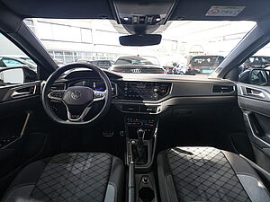 Volkswagen Polo R-Line 1,0 l TSI DSG 8 navigation