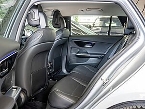 Mercedes-Benz C 300 e T Avantgarde Advanced Plus 4 navigation