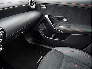 Mercedes-Benz CLA 200 d Coupé AMG Sport Premium 14 navigation