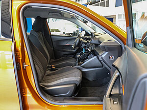 Peugeot 2008 Active Pack 2 navigation