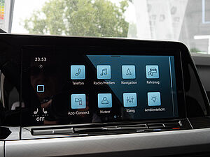 Volkswagen Golf VIII Variant Life 2.0 TDI DSG 14 navigation