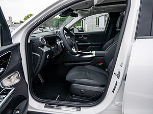 Mercedes-Benz GLC 220 d 4M AMG Line 8 navigation