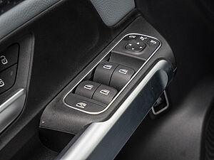 Mercedes-Benz GLB 220 d 4M Progressive Advanced Plus 19 navigation