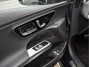 Mercedes-Benz E 300 e T AMG Sport Advanced Plus 19 navigation