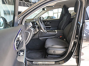 Mercedes-Benz GLC 300 e 4M Avantgarde Advanced Plus 10 navigation