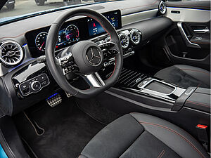 Mercedes-Benz CLA 220 d Coupé AMG Sport Advanced Plus 8 navigation