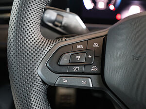 Volkswagen Passat R-Line 2.0 TDI 4M 20 navigation