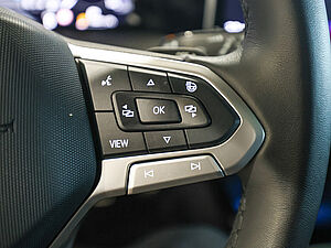 Volkswagen Golf VIII EDITION 50 1.5 eTSI 19 navigation