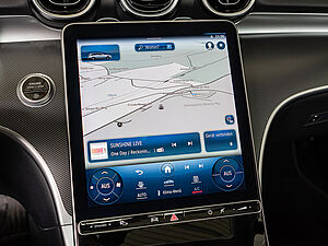 Mercedes-Benz C 300 T Avantgarde 10 navigation