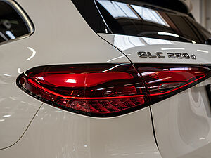 Mercedes-Benz GLC 220 d 4M Avantgarde Advanced 29 navigation