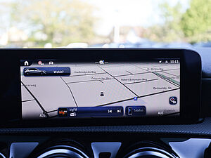 Mercedes-Benz A 250 4M AMG Sport Advanced Plus 12 navigation