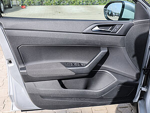 Volkswagen Taigo 1,0 l TSI 33 navigation