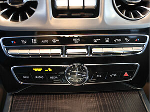Mercedes-Benz G 500 AMG Sport 15 navigation