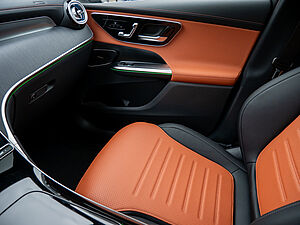 Mercedes-Benz GLC 220 d 4M AMG Line 11 navigation
