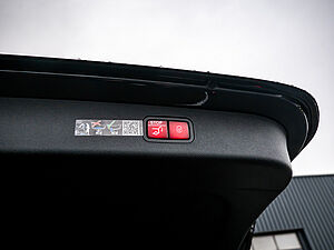Mercedes-Benz E 220 d T AMG Line Premium 20 navigation