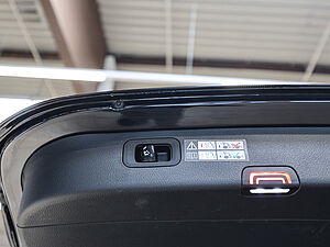 Mercedes-Benz C 200 T AMG Sport Advanced Plus 31 navigation