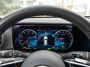 Mercedes-Benz E 300 e T AMG Line 15 navigation