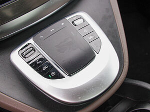 Mercedes-Benz V 300 d EXCLUSIVE EDITION Lang 15 navigation