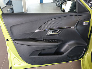 Peugeot 208 Neuer Allure PureTech 100 31 navigation