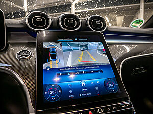 Mercedes-Benz CLE 200 Cabrio AMG Line 10 navigation