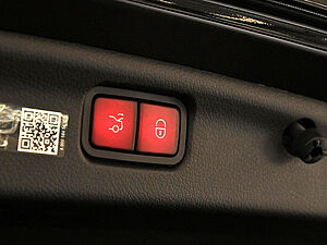 Mercedes-Benz C 300 e 4M AMG Line 31 navigation
