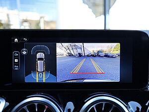 Mercedes-Benz GLB 200 GLB 200d AMG Line 13 navigation