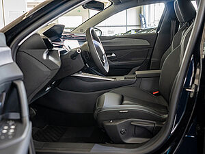 Peugeot 308 SW Allure BlueHDi 130 EAT8 18 navigation