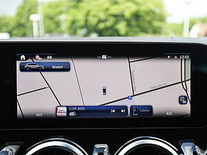 Mercedes-Benz GLA 250 e Progressive Advanced 11 navigation
