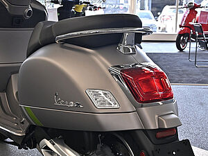 Vespa GTS Super 310 GTS 310 Super TECH E5+ 10 navigation