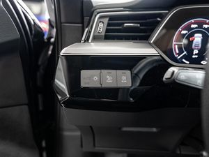 Audi e-tron Sportback S line 55 quattro 16 navigation