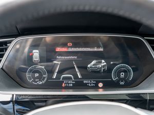 Audi e-tron 55 quattro 16 navigation