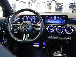 Mercedes-Benz CLA 200 SB d AMG Sport Premium Plus 9 navigation