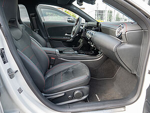 Mercedes-Benz CLA 250 4M Coupé AMG Sport Advanced Plus 2 navigation