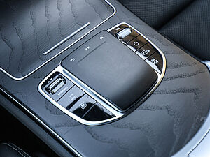 Mercedes-Benz GLC 300 de 4M 17 navigation