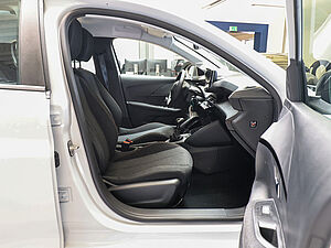 Peugeot 208 Neuer Style PureTech 100 2 navigation
