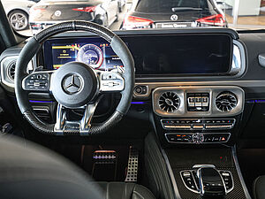 Mercedes-Benz G 63 AMG Magno 9 navigation