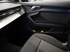 Audi A3 Sportback 30 TDI advanced 17 navigation
