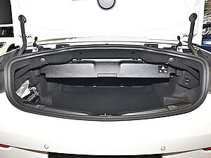 Mercedes-Benz E 300 d 4M Cabrio AMG Line 29 navigation