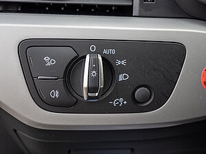 Audi A4 40 TDI advanced 18 navigation