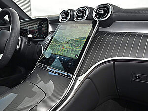 Mercedes-Benz GLC 300 d 4M AMG Line 8 navigation