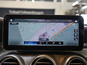 Mercedes-Benz GLC 43 AMG 4M 12 navigation