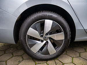 Volkswagen Passat Variant Business 2.0 TDI 8 navigation