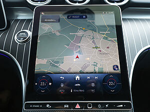 Mercedes-Benz C 200 d T AMG Sport 11 navigation