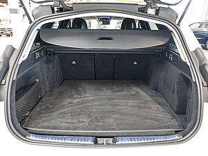 Mercedes-Benz C 180 T Avantgarde Advanced 29 navigation